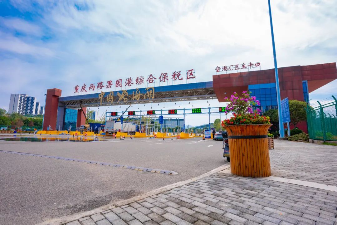 &#19975;&#35937;&#22478;&#23448;&#32593;&#28216;&#25103;&#20013;&#24515;&#65288;&#20013;&#22269;&#65289;&#23448;&#26041;&#32593;&#31449;