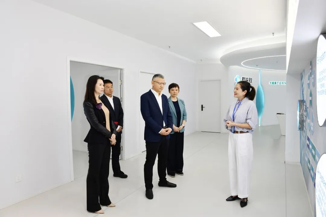 &#19975;&#35937;&#22478;&#23448;&#32593;&#28216;&#25103;&#20013;&#24515;&#65288;&#20013;&#22269;&#65289;&#23448;&#26041;&#32593;&#31449;